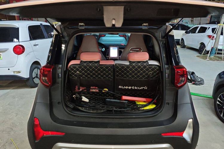 Used Chery Little Ant 2022 Revised Version Sweet Pink Edition Half-Sugar Version Lithium Iron Phosphate 30.7 kWh 30 kW 301 km