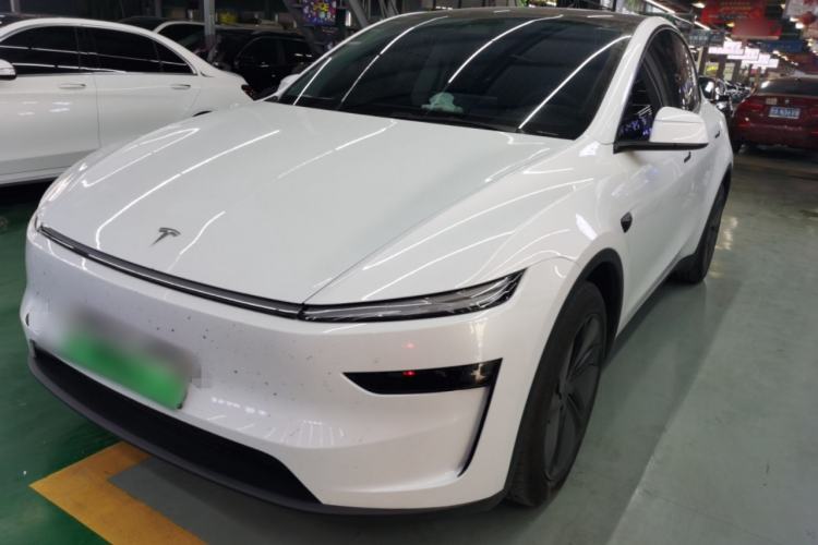 Used Tesla Model Y 2025 Rear-Wheel-Drive Version