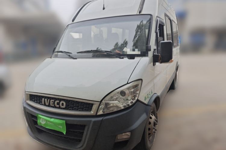 Used Iveco Power Daily 2017 2.5T Deluxe A32 Mid-Roof 5-7 Seater 47Z5 Passenger Van