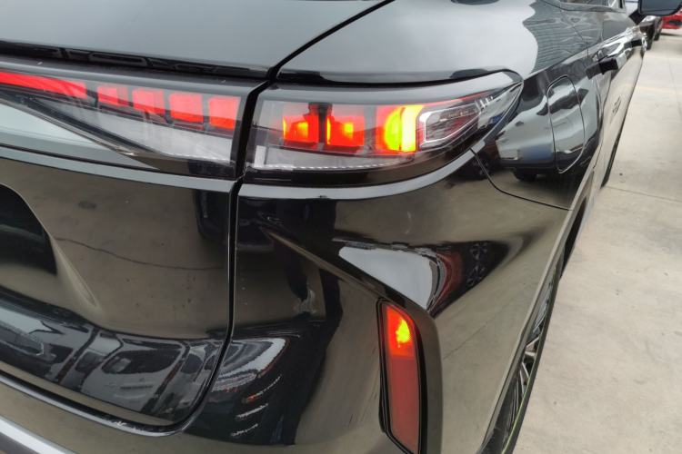 Used EXEED Stellar 2023 400T Two-Wheel Drive Comfort Flyfish Edition