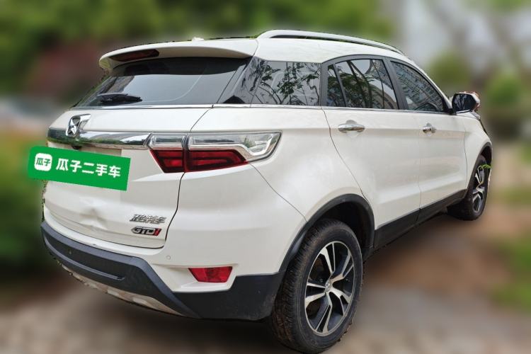 Used JMC Yusheng S330 2016 1.5L GTDi Automatic Two-Wheel Drive Prestige Edition Rear Right 45 Deg