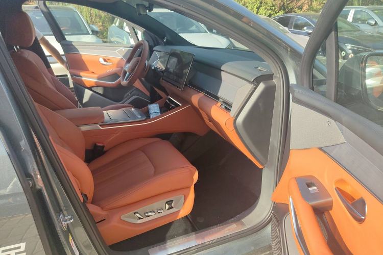 Used BYD Tang L 2025 EV 600KM All-Wheel-Drive LiDAR Flagship Model Right Front Seat