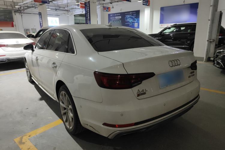 Used Audi A4L 2019 40 TFSI Fashion Version China V

