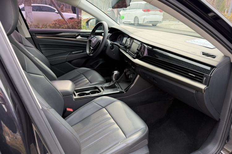 Used Volkswagen Passat 2019 280TSI Business Edition China VI Interior 9