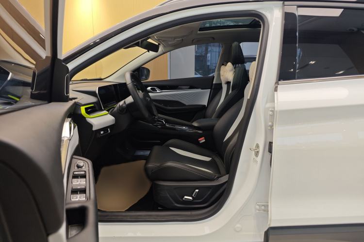 Used Geely Auto Coolray 2022 Bin Yue COOL 1.5TD DCT Ignite Edition