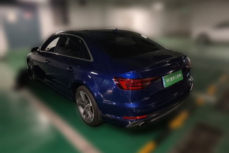 Used Audi A4L 2018 30th Anniversary Edition 40 TFSI Fashion Model
