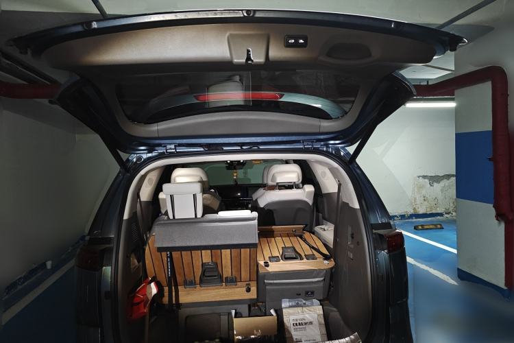 Used Kia Carnival 2021 2.0T Flagship Edition Trunk