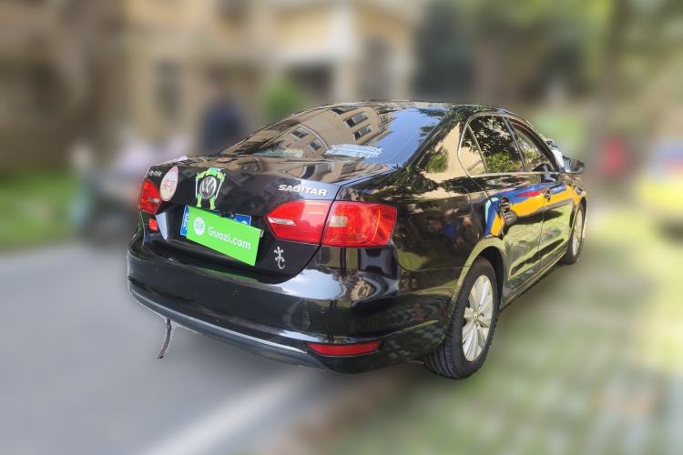 Used Volkswagen Sagitar 2014 1.6L Manual Comfort Model Rear Right 45 Deg