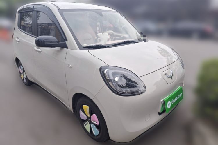 Used Wuling Hongguang MINIEV 2025 Four-Door Version Advanced Edition Front Right 45 Deg