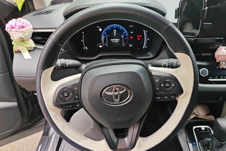 Used Toyota Corolla Cross 2023 2.0L Elite Edition Steering Wheel