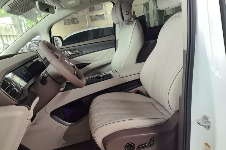 Used Denza D9 2022 DM-i 970 Four-Wheel Drive Flagship Model Left Front Seat