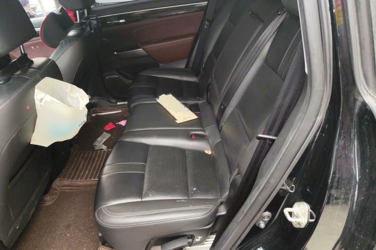 Used GAC Trumpchi GS8 2017 320T Two-Wheel Drive Luxury Smart Connectivity Version (7 Seats)