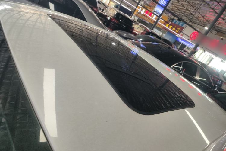 Used CHANGAN Eado 2019 High-Energy Edition 1.6L GDI Manual Pioneer Model China VI Standard
