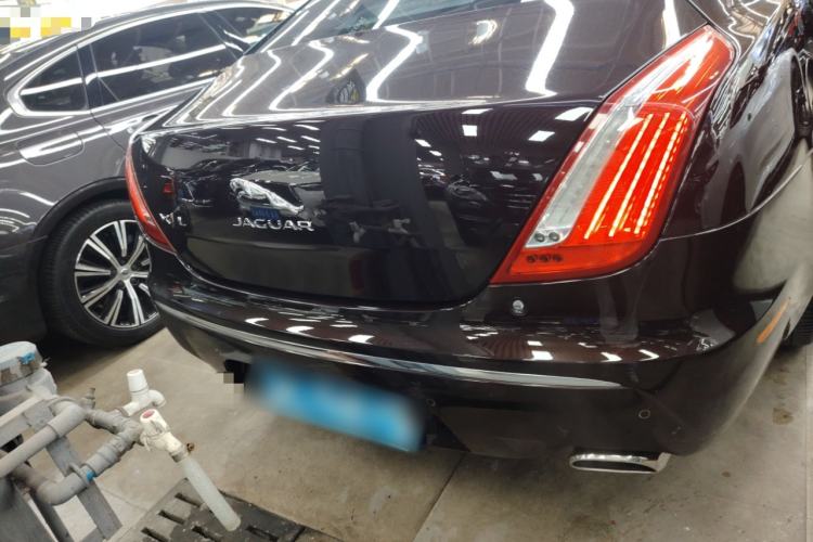 Used Jaguar XJ 2014 XJL 2.0T Two-Wheel-Drive Elegant Business Edition
