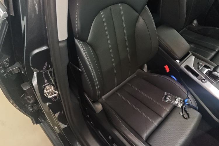 Used Audi A4L 2022 40 TFSI Fashion Dynamic Model Right Front Seat