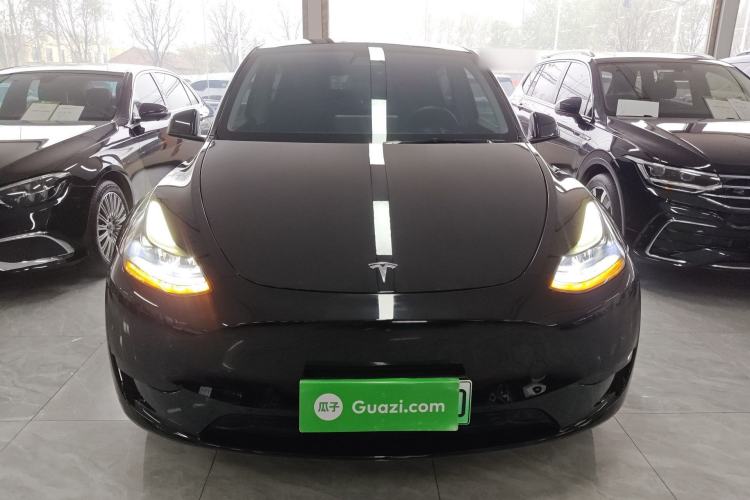 Used Tesla Model Y 2022 Rear-Wheel-Drive Version Front