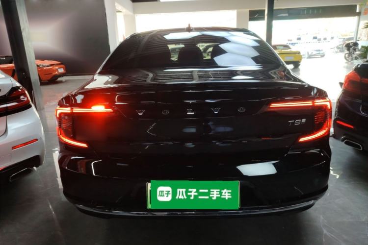 Used Volvo S90 New Energy 2025 Plug-in Hybrid Four-Wheel Drive Long-Range Luxury Smart Edition Rear