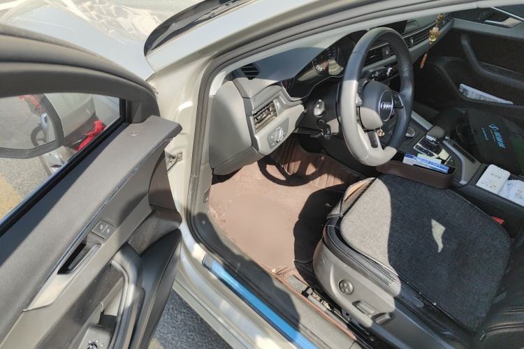 Used Audi A4L 2019 40 TFSI Ambition China VI