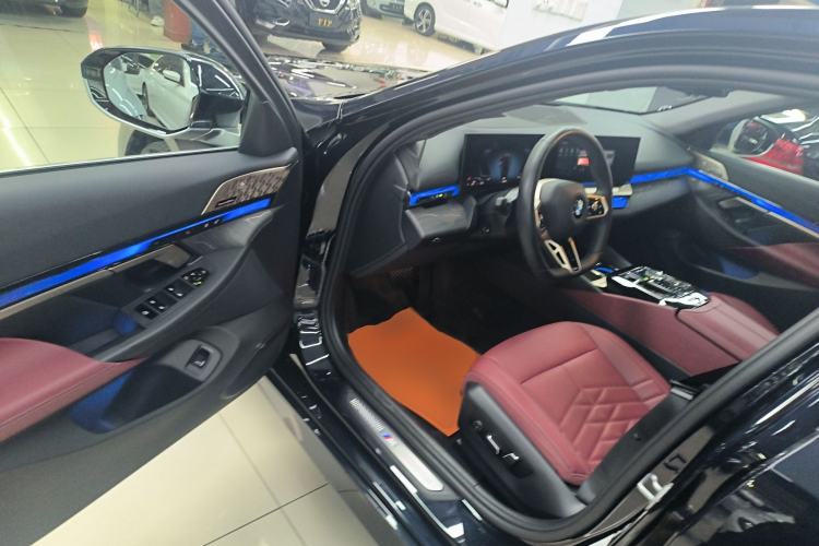 Used BMW 5 Series 2025 530Li Luxury Edition M Sport Package
