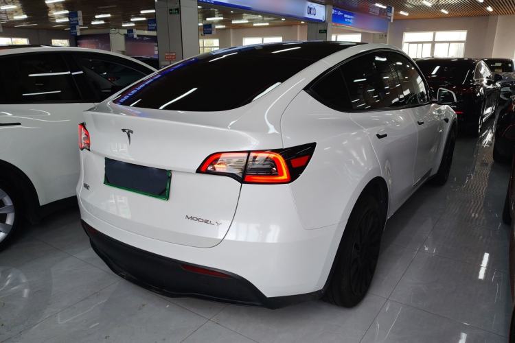 Used Tesla Model Y 2023 Rear-Wheel-Drive Version Rear Right 45 Deg