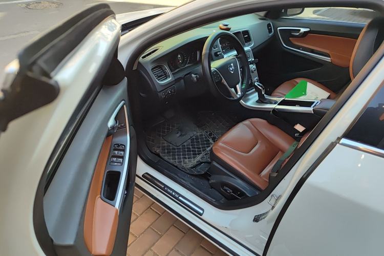 Used Volvo S60 2017 S60L T3 Smart Upgrade Edition