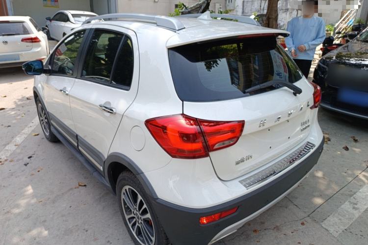 Used Haval H1 2015 1.5L AMT Luxury Model