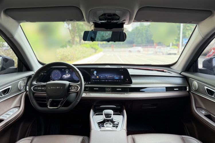 Used Chery Tiggo 8 PLUS 2024 Champion Edition 290TGDI DCT Deluxe Version 5-Seater