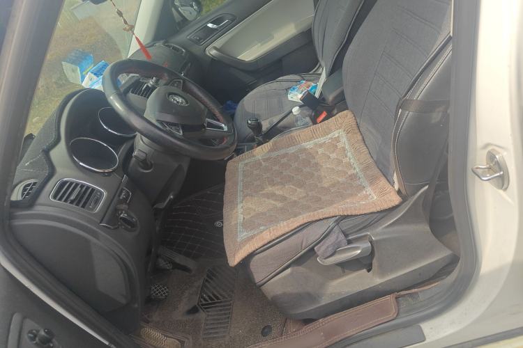 Used Skoda Yeti 2016 1.4TSI Manual Entry-Level Model Left Front Seat