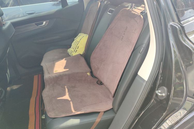 Used Hongqi E-QM5 2022 431 km Charge & Enjoy Edition