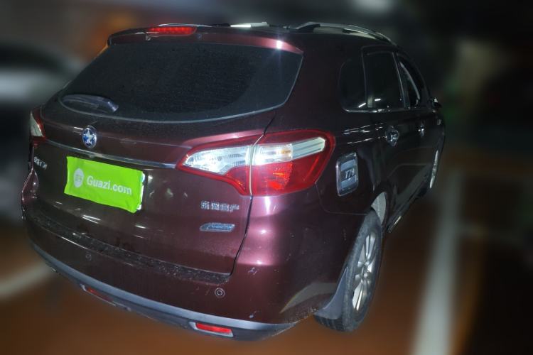 Used Venucia T70 2015 2.0L CVT Smart Choice Edition