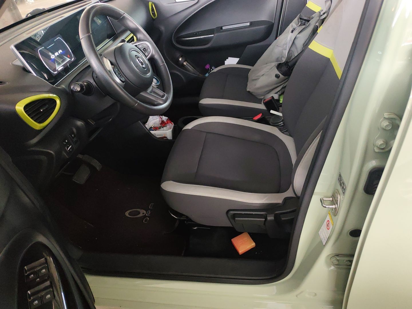 Interior delantero