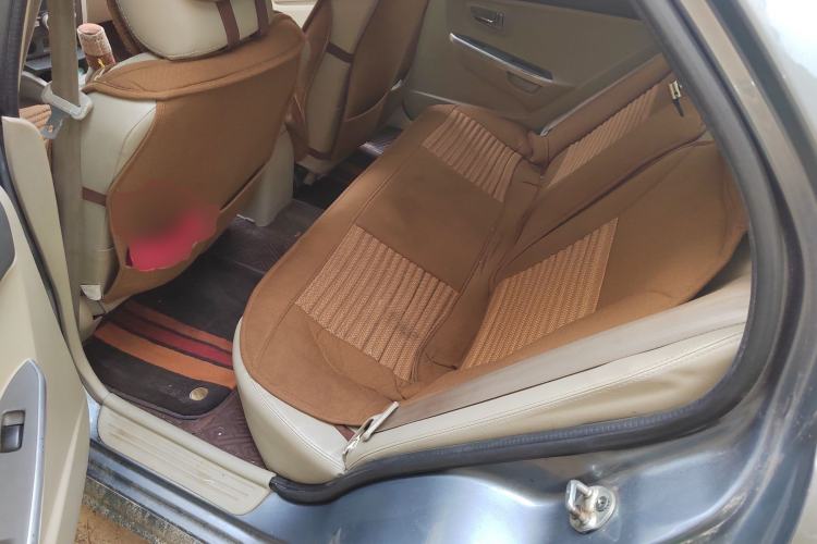 Used Soueast V3 Lingyue 2011 1.5L Manual Deluxe Edition Left Rear Seat