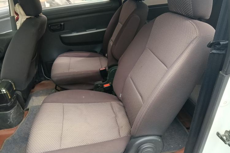 Used Dongfeng Fengon 330 2014 1.5L Manual Utility Version DK15 Left Rear Seat