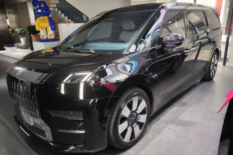 Used Zeekr 009 2022 WE Edition