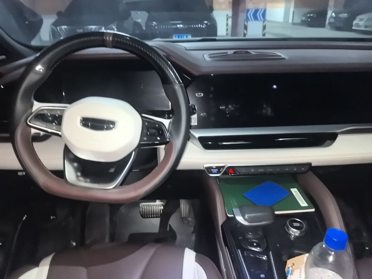 Geely Auto Monjaro L 2021 2.0TD DCT EVO Two-Wheel Drive Smart Luxury Version — снимка 9