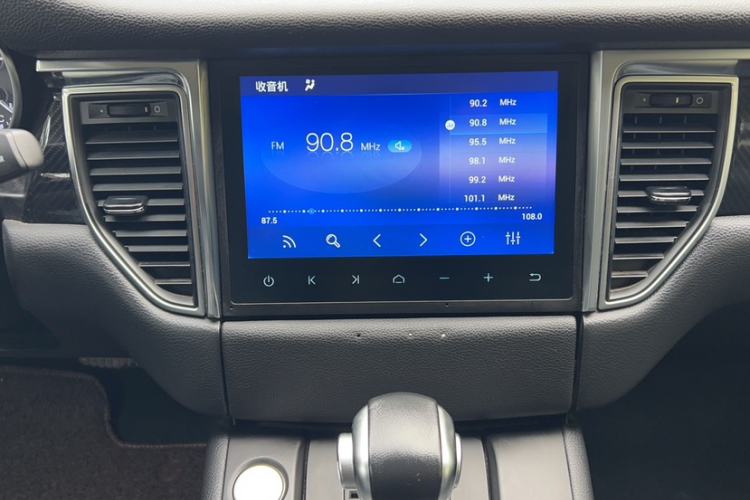 Used Zotye SR9 2017 2.0T Automatic Ultimate Road Edition

