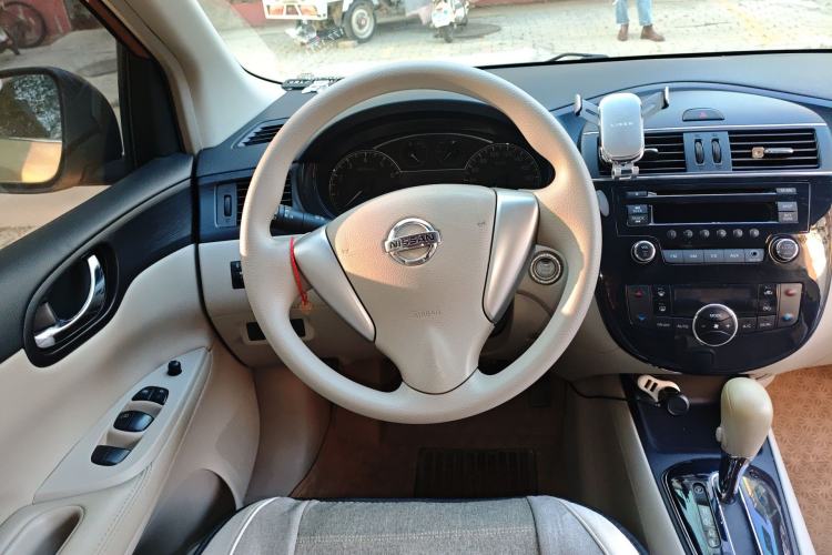 Used Nissan Tiida 2011 1.6L Manual Smart Version Steering Wheel