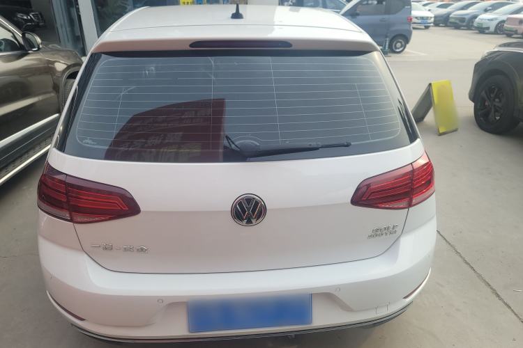 Used Volkswagen Golf 2020 Zhiai Edition 200TSI DSG Comfortable & Ambitious Version
