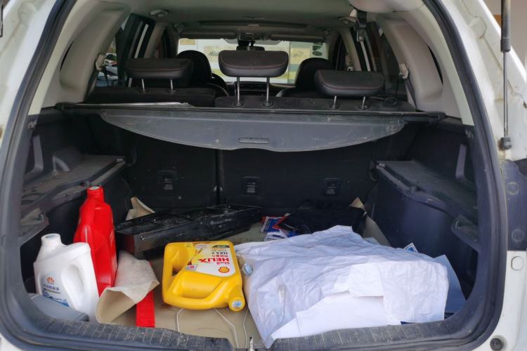 Used Haval H6 2015 Sport Edition 1.5T Automatic Two-Wheel Drive Luxury Model Trunk