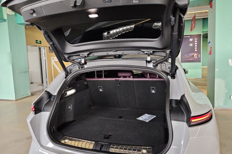 Used Nio ET5T 2024 75kWh Touring Trunk