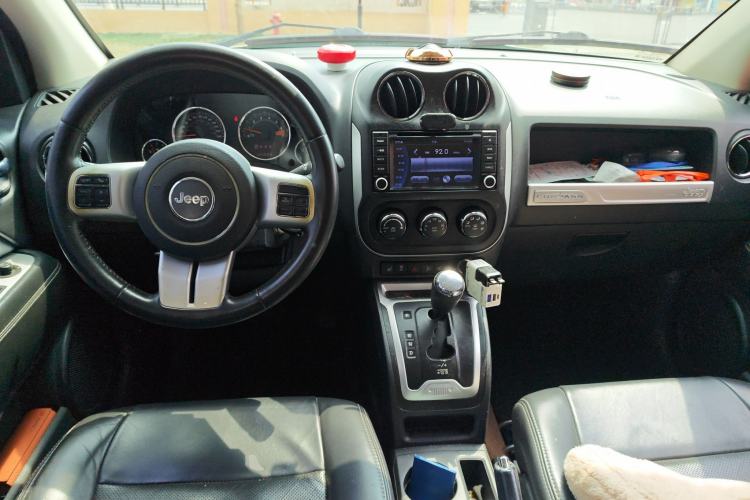 Used Jeep Compass 2013 2.0L two-wheel drive luxury version