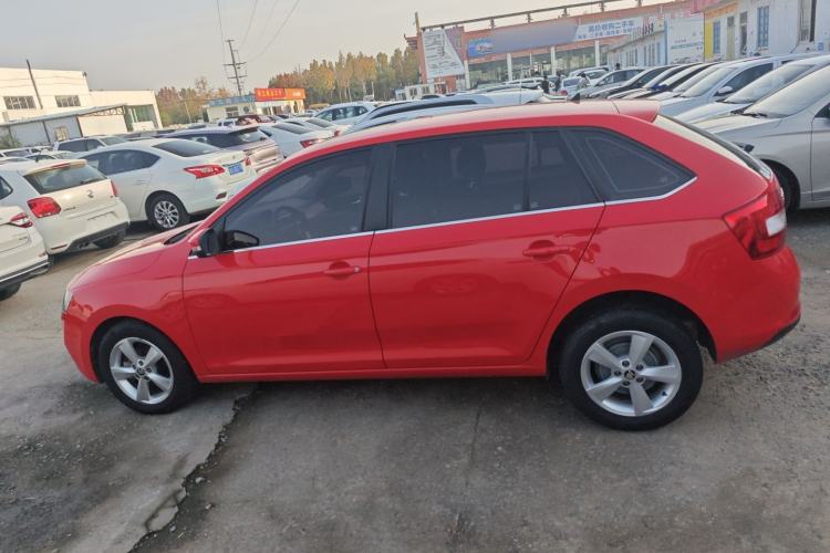 Used Skoda Rapid Spaceback 2018 1.6L Automatic Comfort Edition