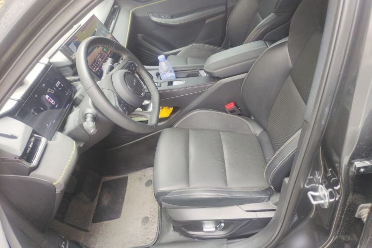 Used Lynk & Co 03 2023 2.0TD DCT JingPro Left Front Seat