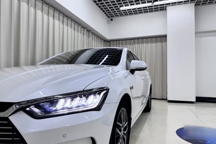 Used BYD Qin Pro New Energy 2019 EV Super Edition High-Power Smart Connect Luxurious Model