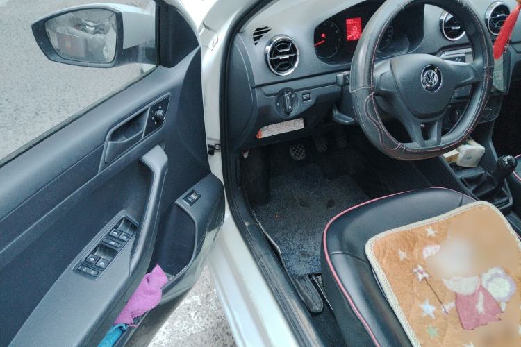 Used Volkswagen Jetta 2019 Dream Edition 1.5L Manual Fashion Version
