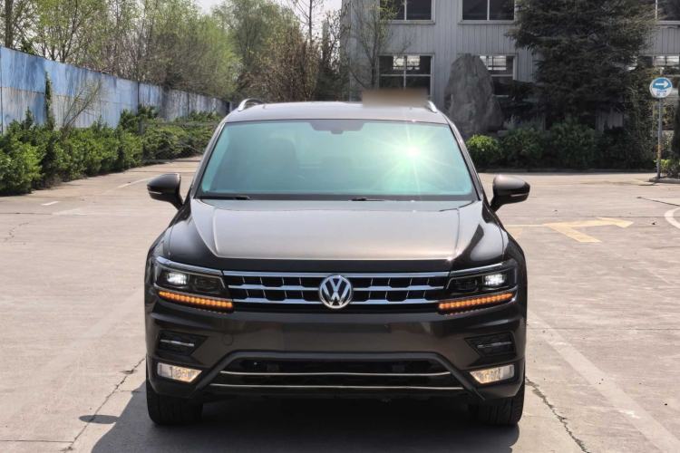 Used Volkswagen Tiguan L 2017 330TSI Automatic Two-Wheel Drive Flagship Edition Exterior 1