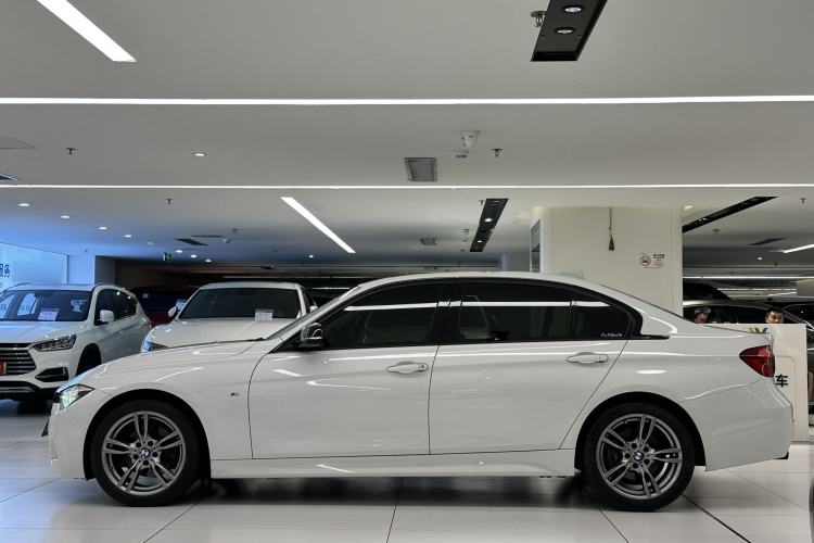 Used BMW 3 Series 2019 320Li M Sport Night Edition Exterior 3