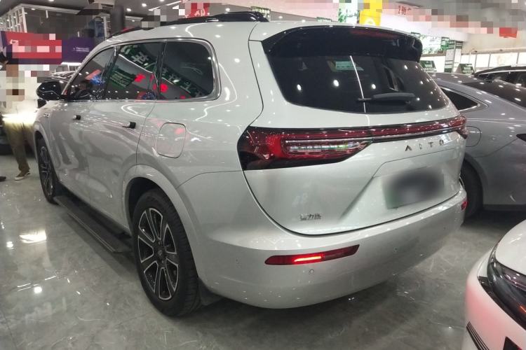 Used Hima AITO M7 2024 1.5T Intelligent Driving All-Wheel Drive Pro Version 5 Seats Ternary Lithium Battery
