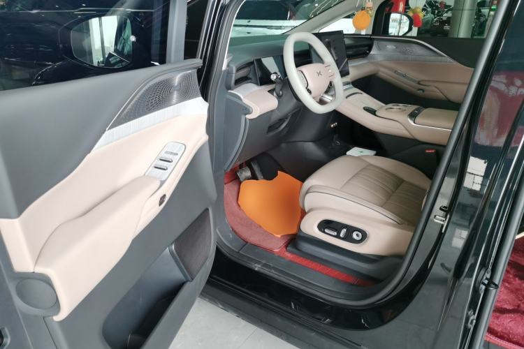 Used XPeng X9 2026 Model—Range-Extended Version 1602 Max
