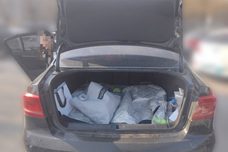 Used Volkswagen Magotan 2015 Facelift 1.8TSI Luxury Model Trunk